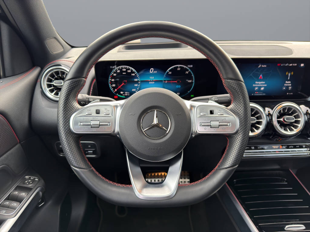 MERCEDES-BENZ EQB 350 AMG Line 4matic-image-9