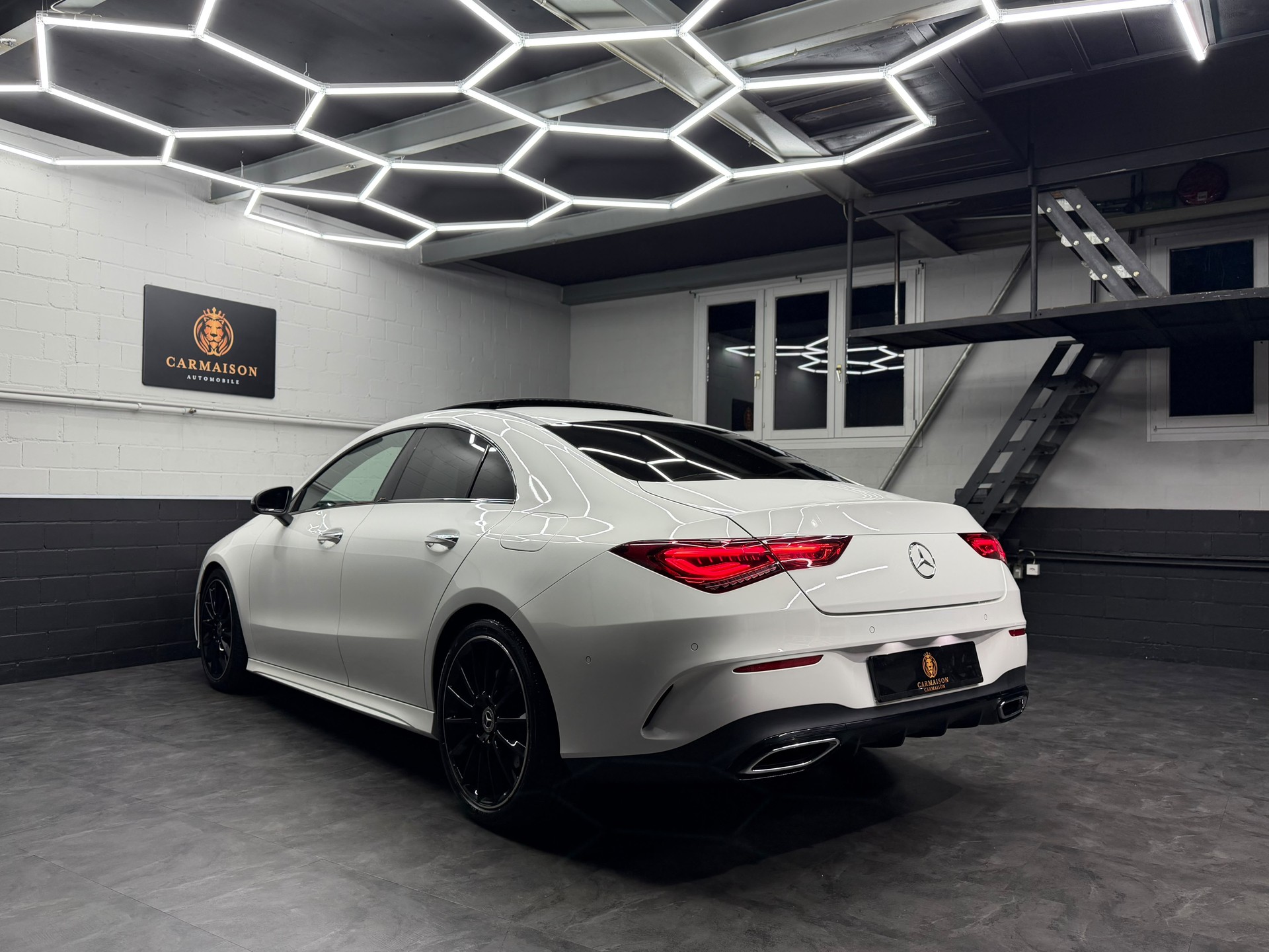 MERCEDES-BENZ CLA 250 AMG Line 7G-DCT | CH-Auto | Panoramadach | Ambiente | Rückfahrkamera-image-7