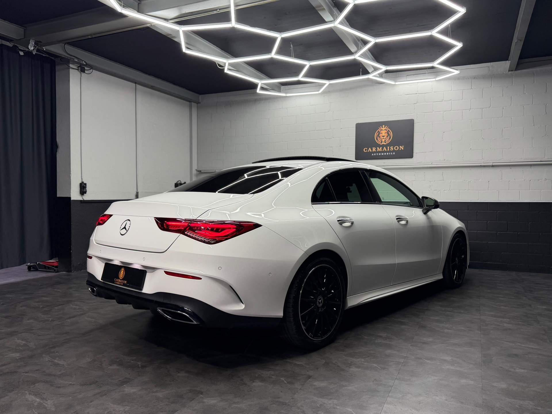 MERCEDES-BENZ CLA 250 AMG Line 7G-DCT | CH-Auto | Panoramadach | Ambiente | Rückfahrkamera-image-9