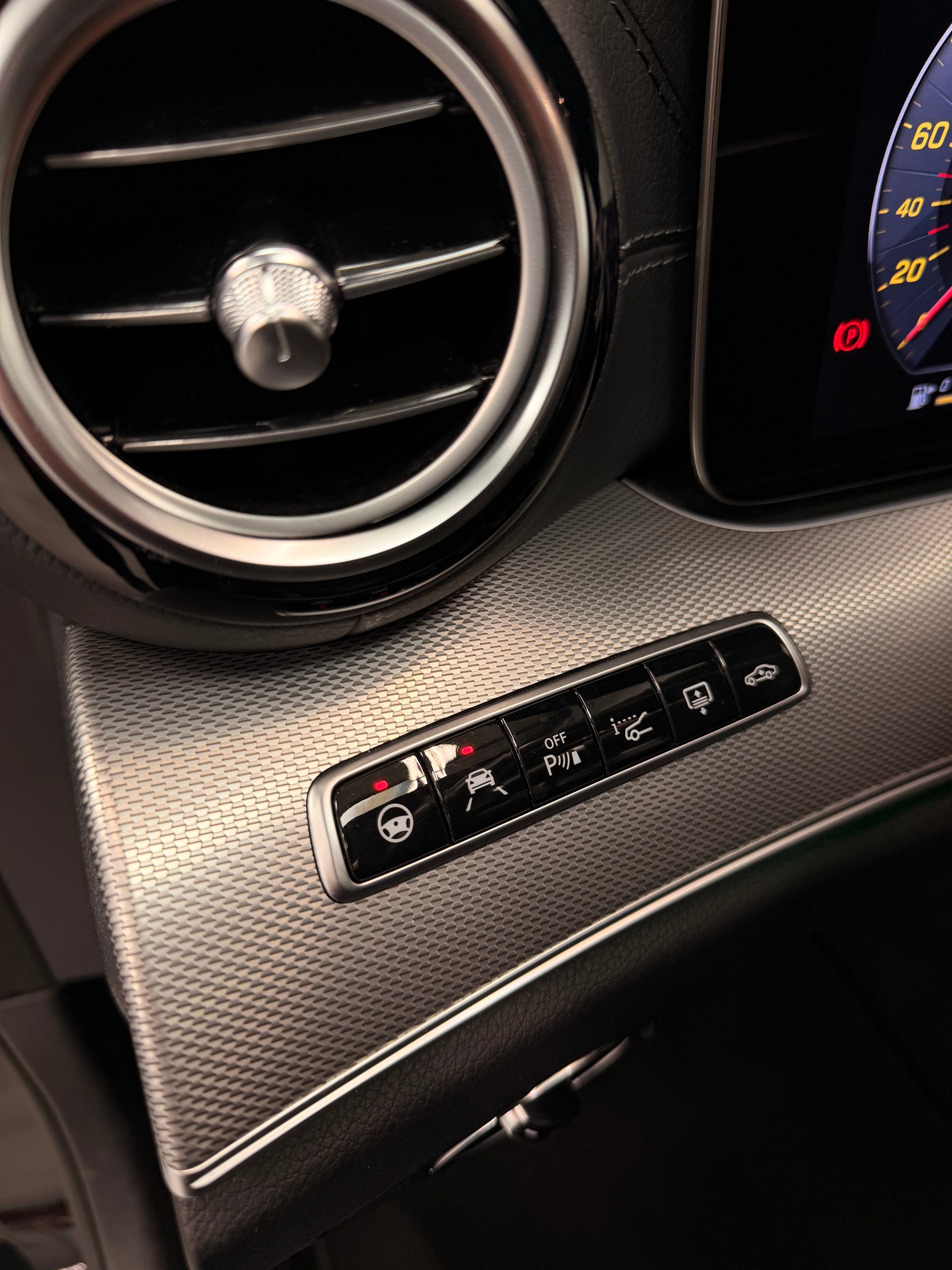 MERCEDES-BENZ E 43 AMG 4Matic 9G-Tronic Limited Matt Brown Performance Vollausstattung-image-16