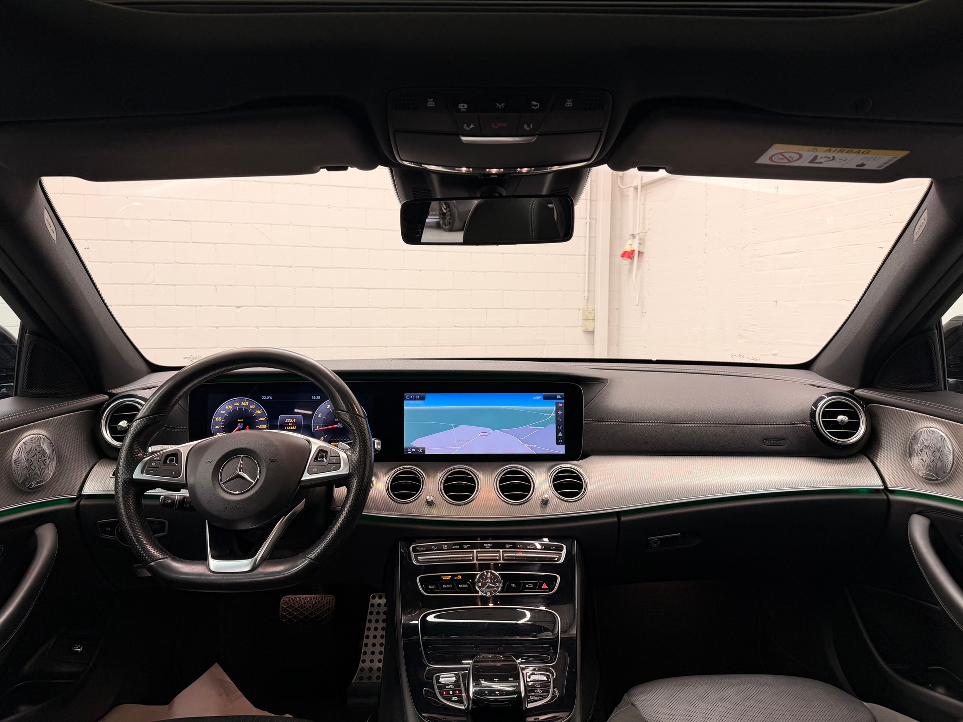 MERCEDES-BENZ E 43 AMG 4Matic 9G-Tronic Limited Matt Brown Performance Vollausstattung-image-11