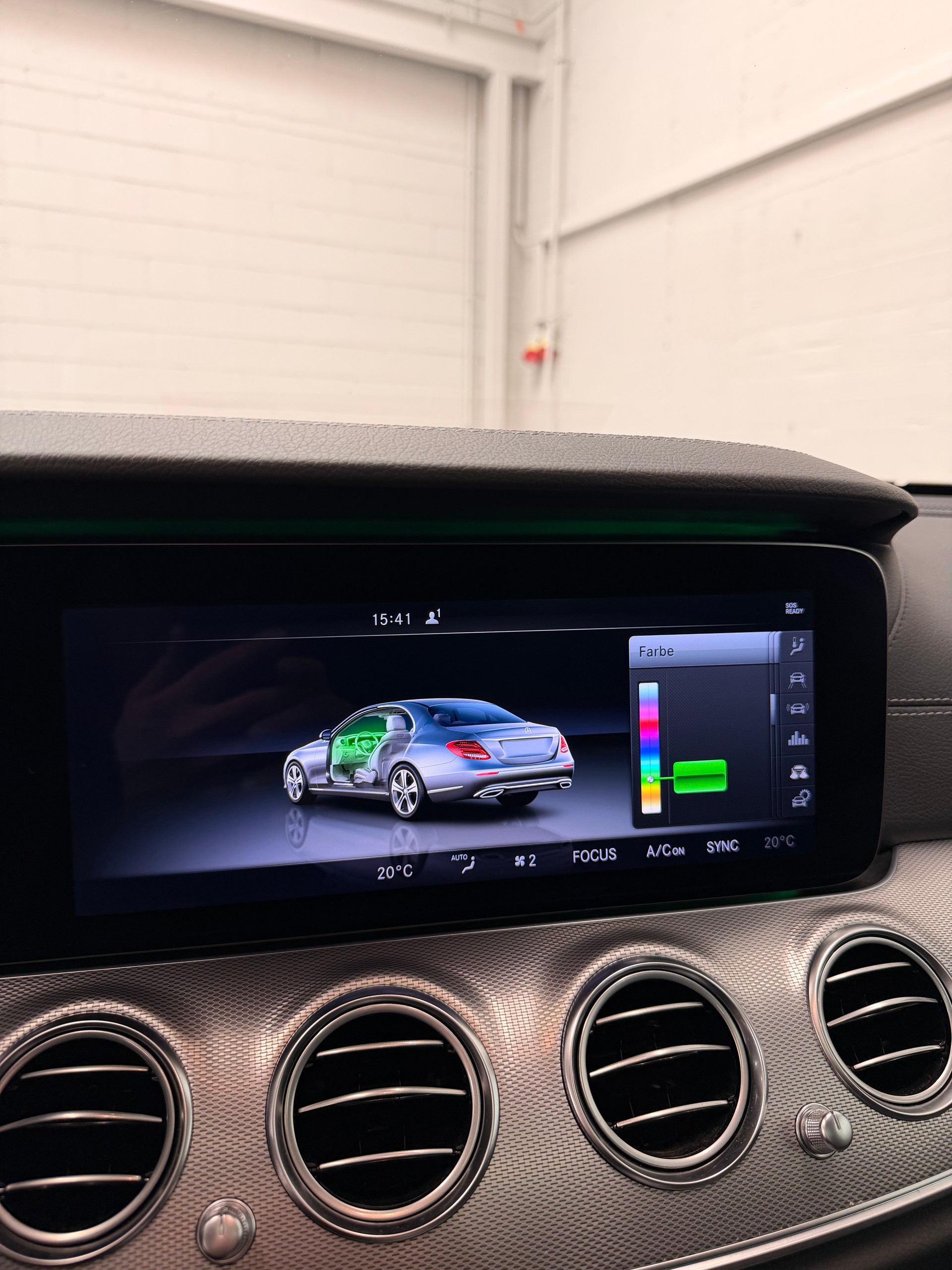 MERCEDES-BENZ E 43 AMG 4Matic 9G-Tronic Limited Matt Brown Performance Vollausstattung-image-22