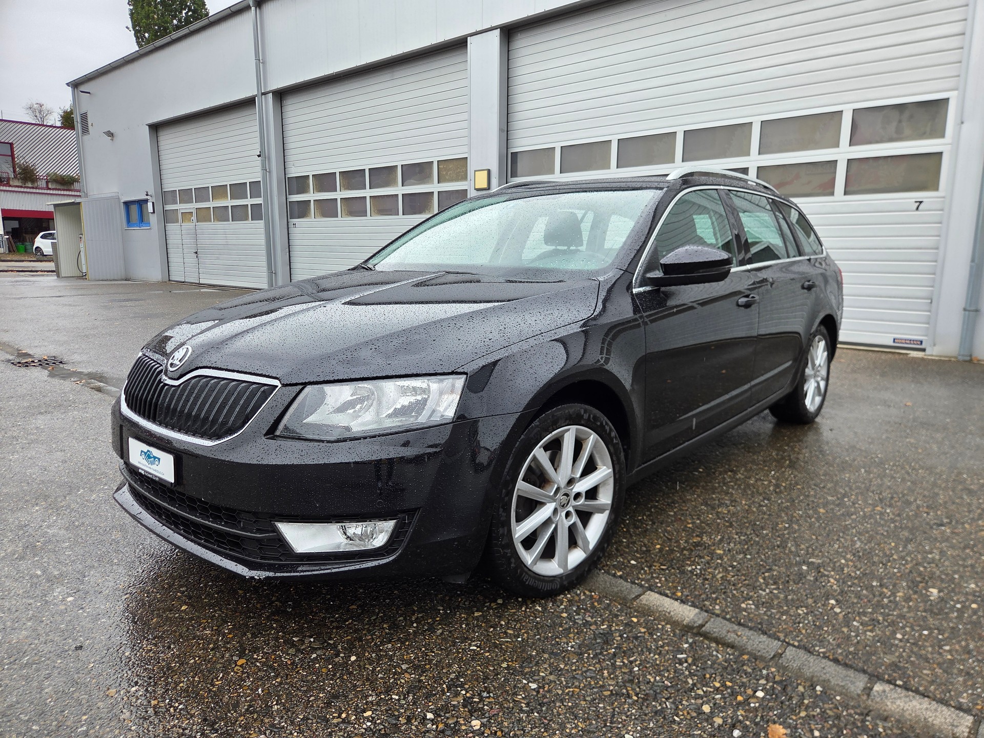 SKODA Octavia Combi 1.4 TSI Style DSG-image-0
