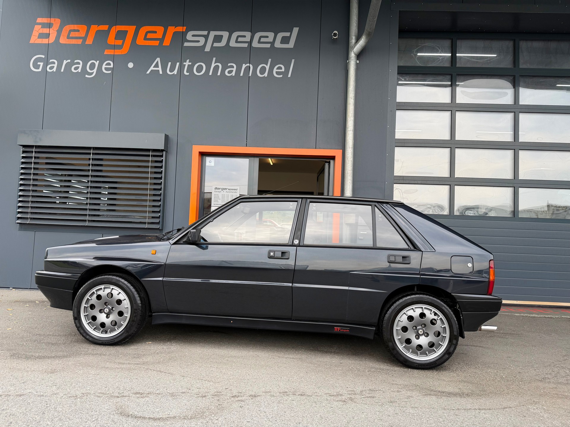 LANCIA Integrale HF Turbo-image-5
