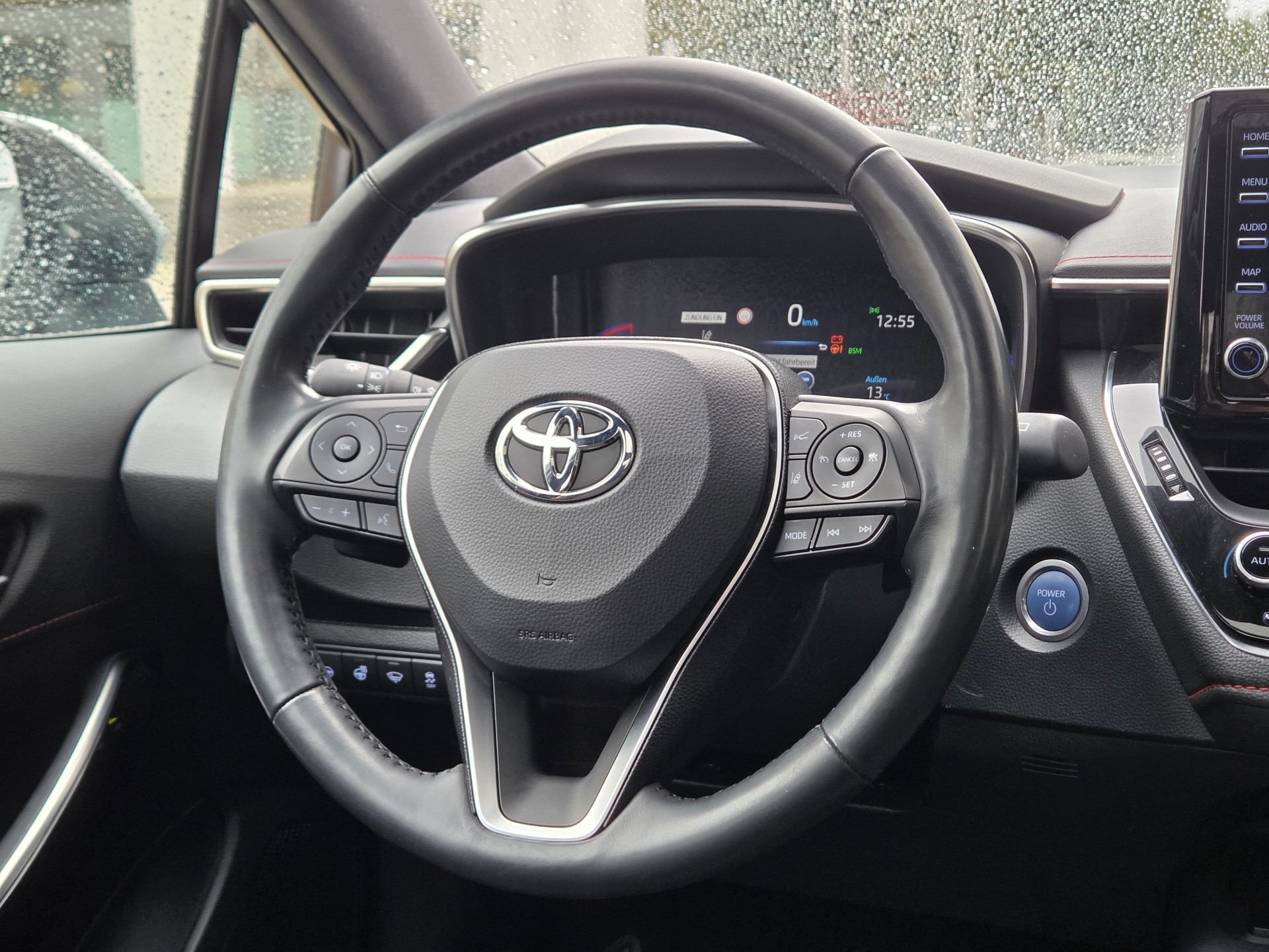 TOYOTA Corolla 2.0 HSD Premium e-CVT-image-12