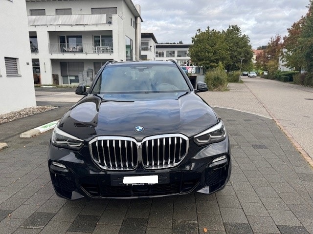 BMW 30d xDrive-image-6