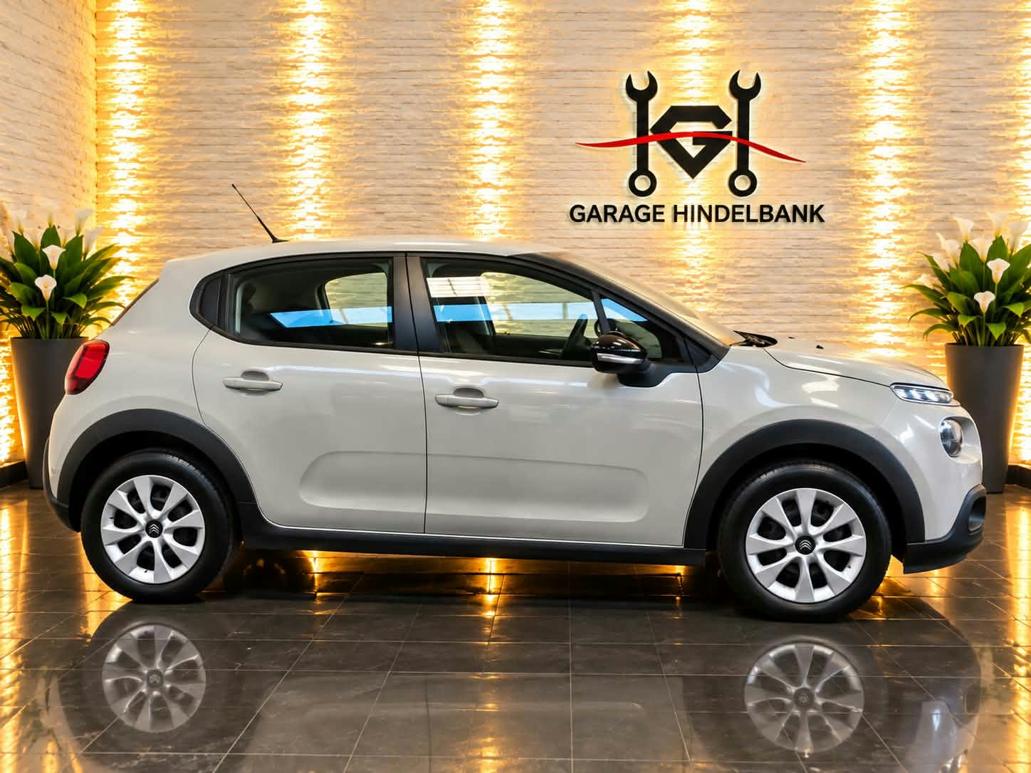 CITROEN C3 1.2i PureTech Feel Edition-image-5