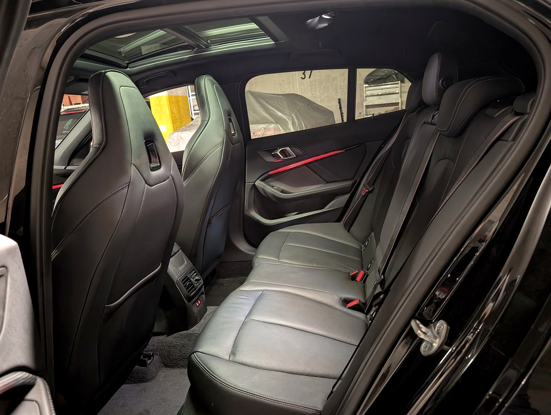BMW M135i xDrive-image-7