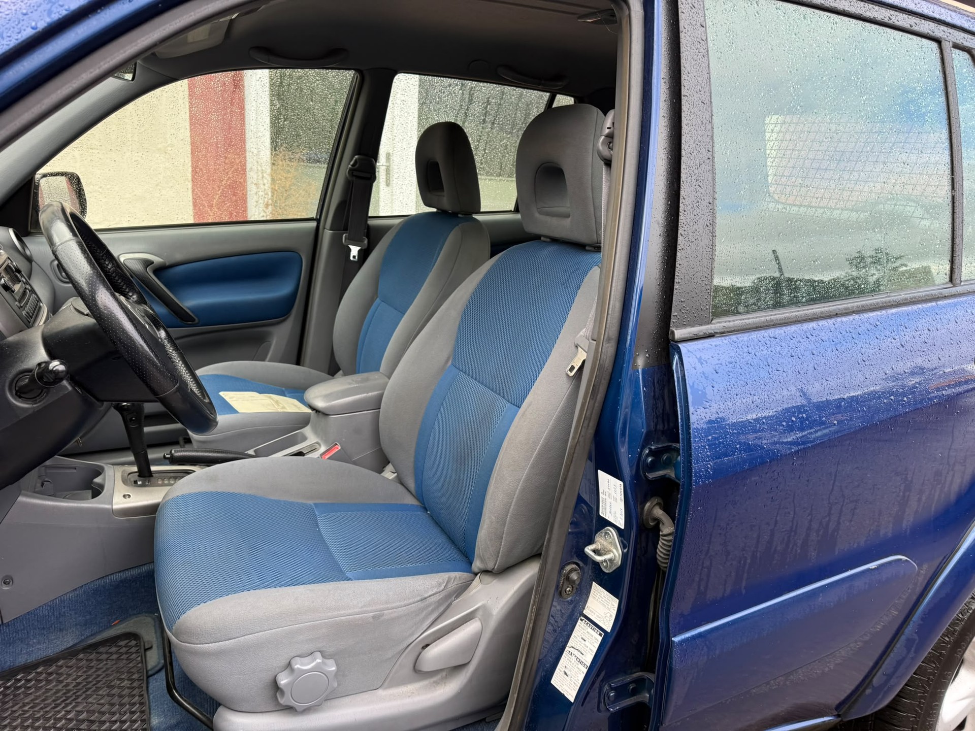 TOYOTA RAV-4 2.0 16V Linea Sol-image-8