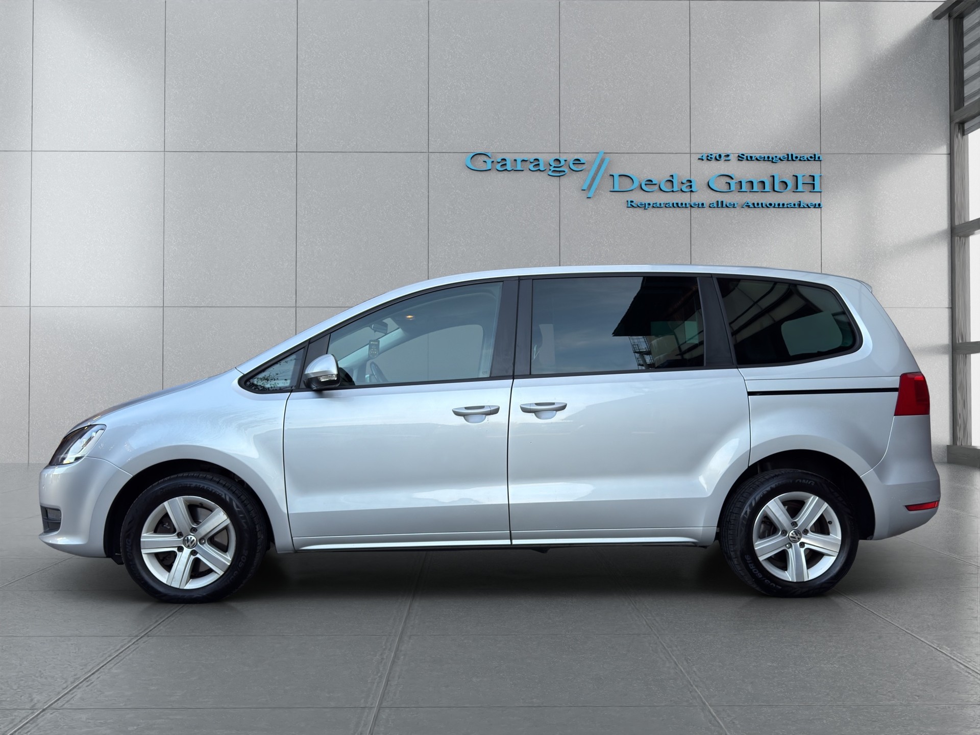 VW Sharan 2.0 TDI BlueMotion Technology Cup DSG-image-1