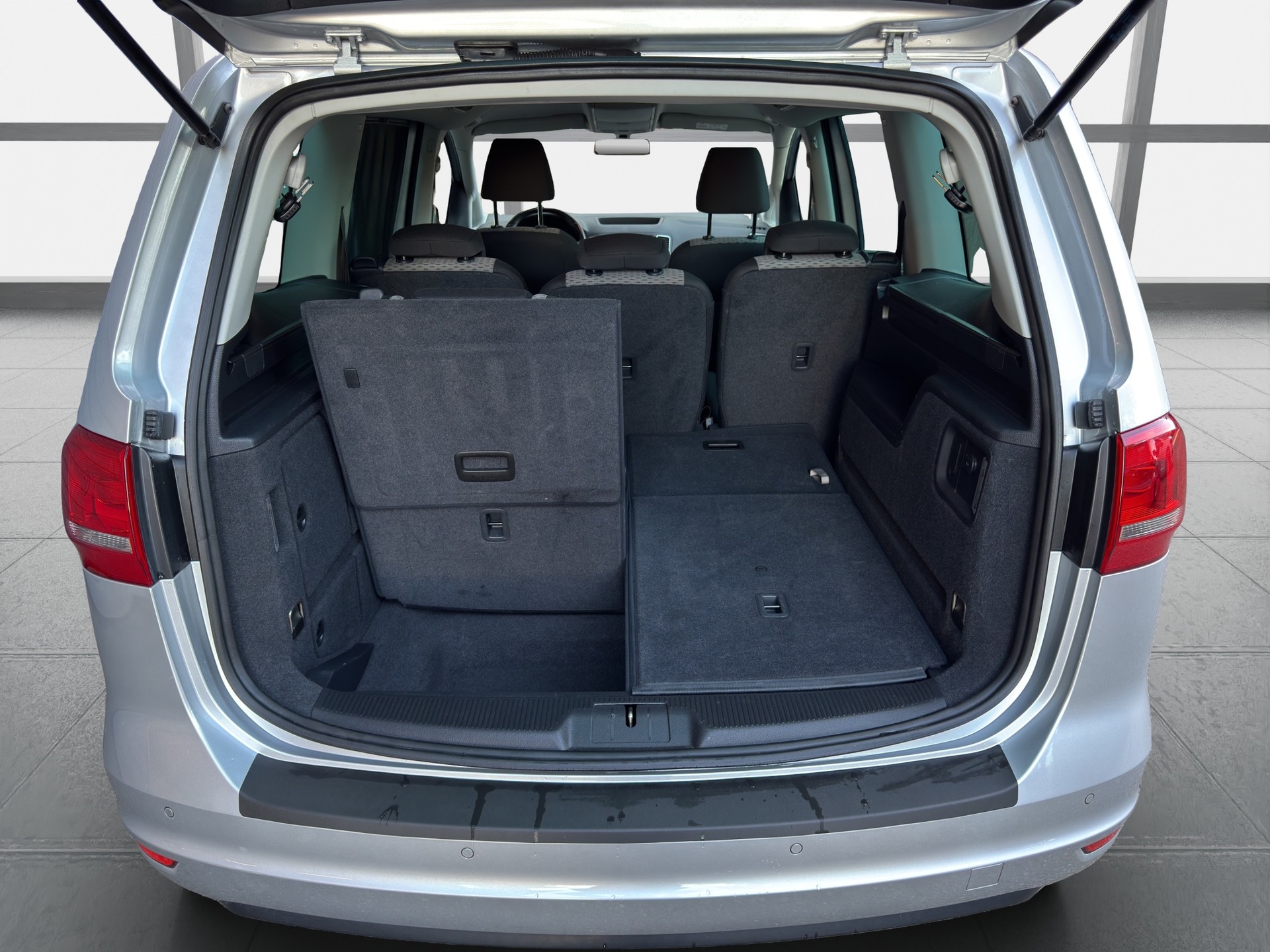 VW Sharan 2.0 TDI BlueMotion Technology Cup DSG-image-15