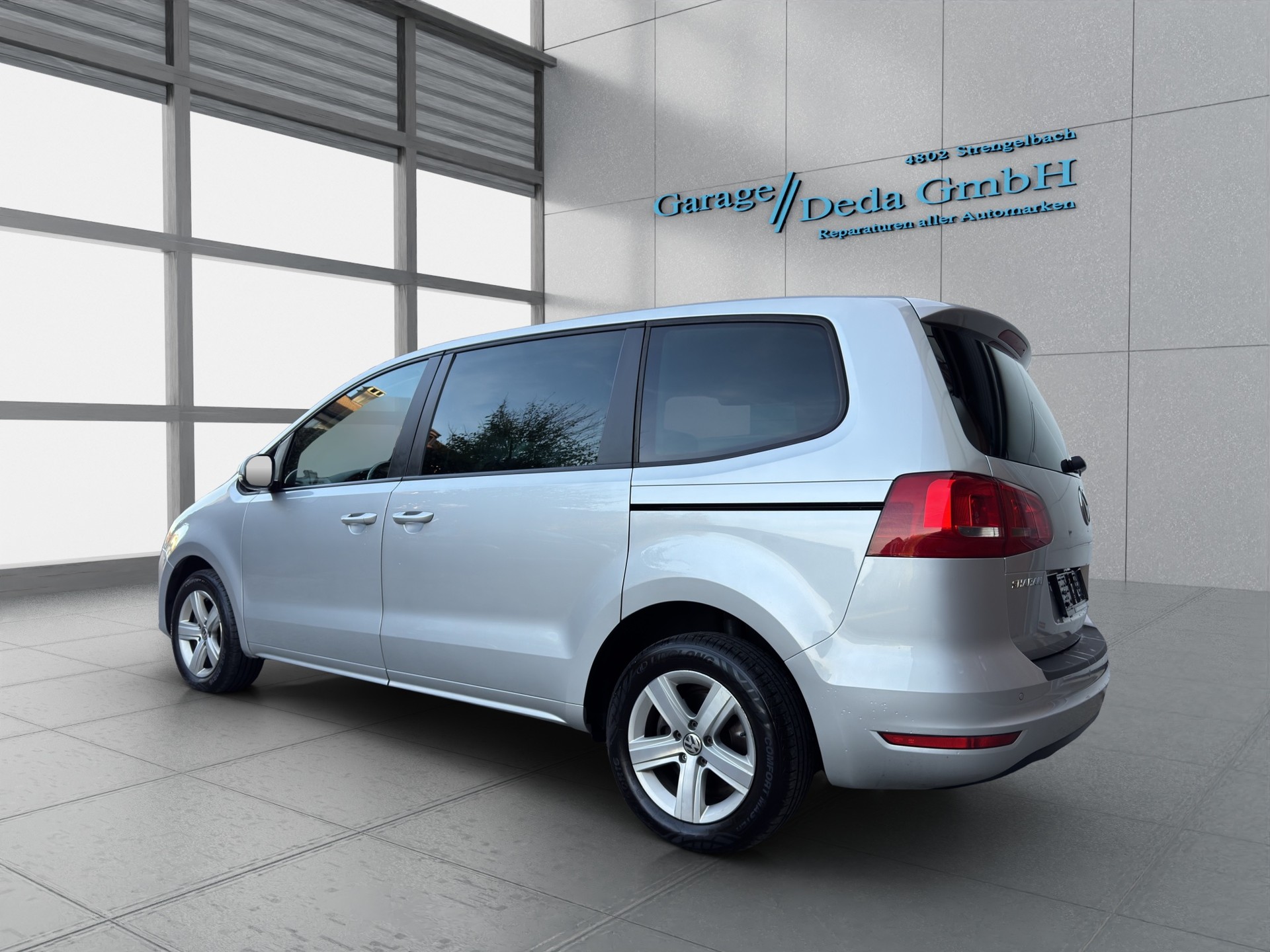 VW Sharan 2.0 TDI BlueMotion Technology Cup DSG-image-2