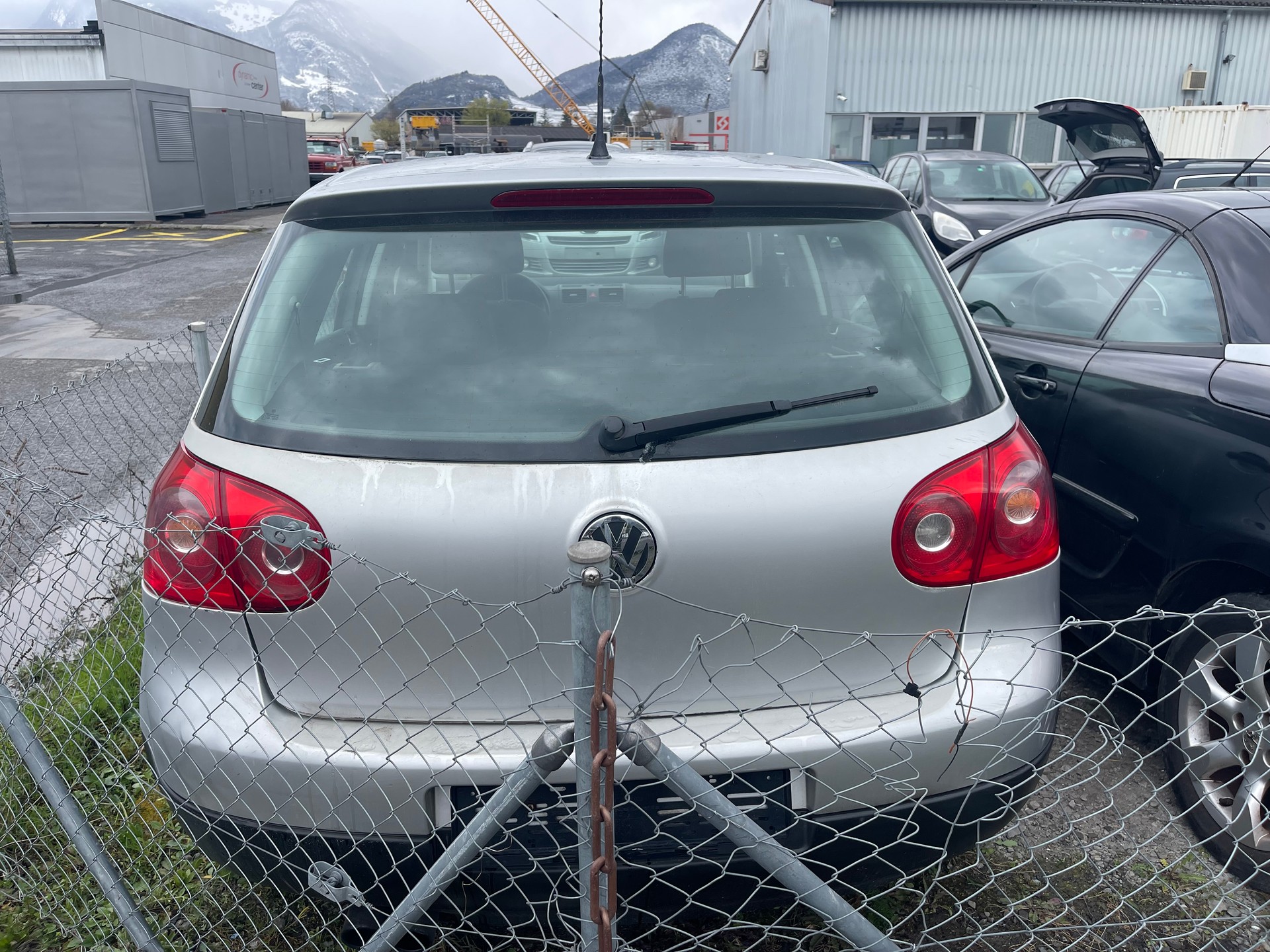 VW Golf 2.0 FSI Sportline 4Motion-image-5