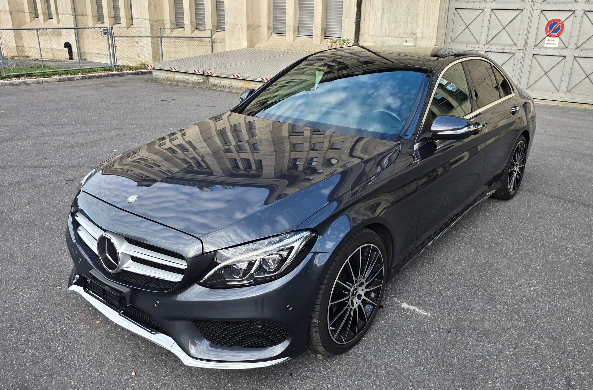MERCEDES-BENZ C 250 BlueTec AMG Line 4m-image-0