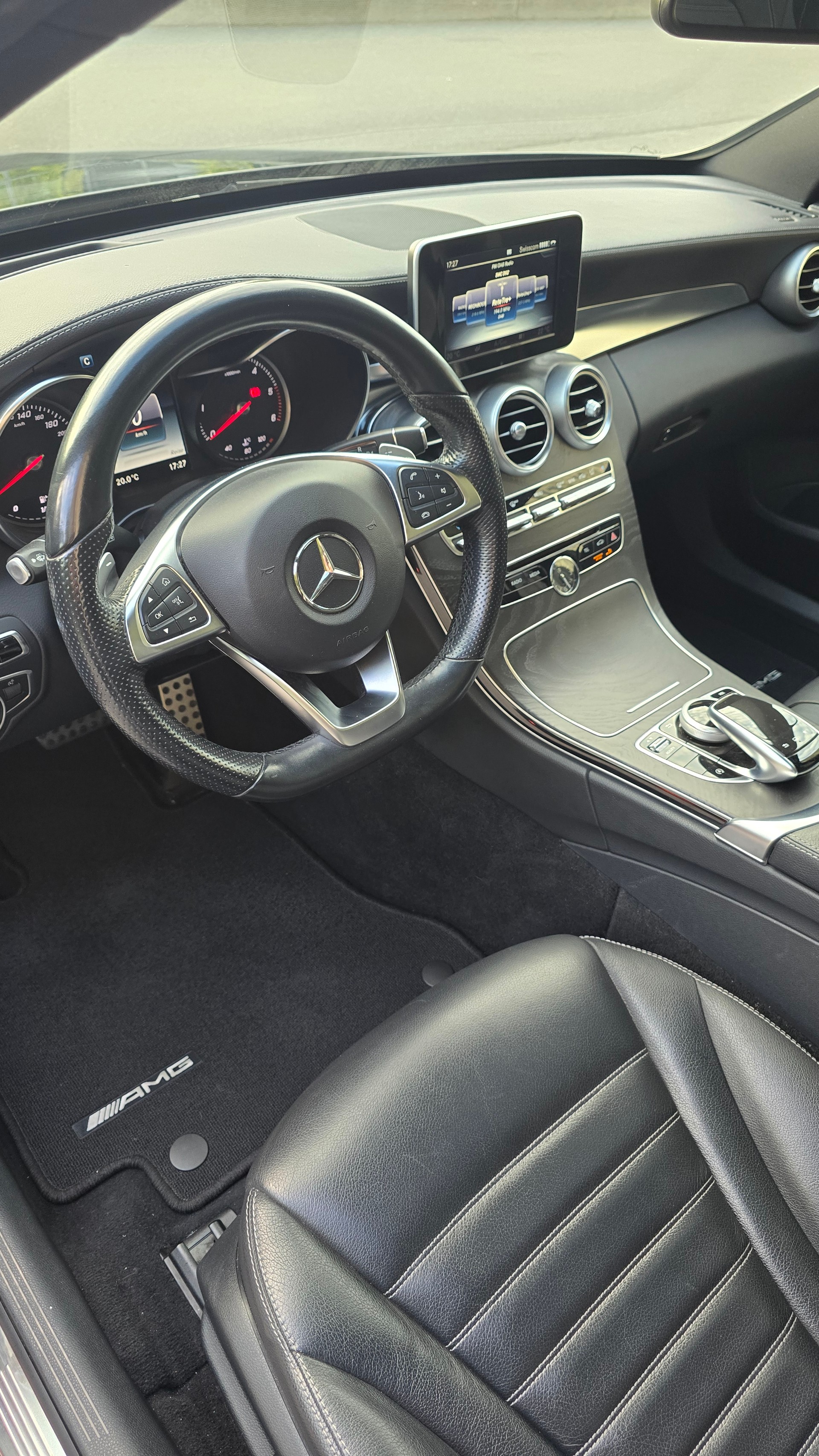MERCEDES-BENZ C 250 BlueTec AMG Line 4m-image-3