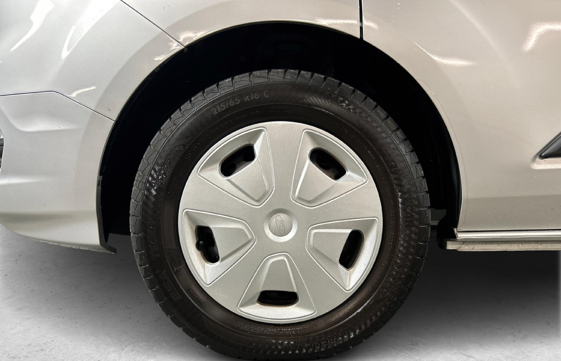 FORD Transit C Kombi 320 L1 2.0 TDCi 105 Trend-image-9