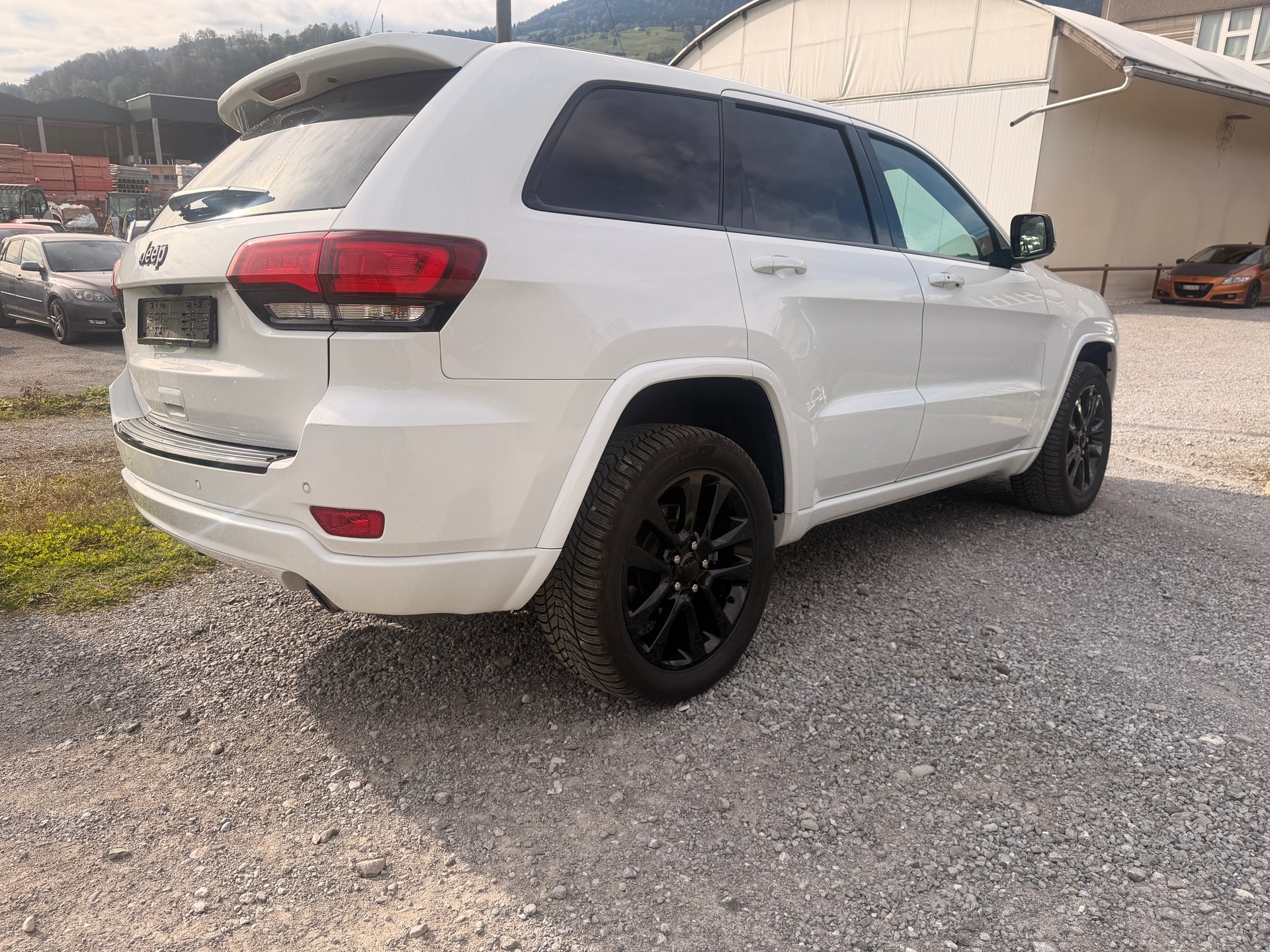JEEP Grand Cherokee 3.0 CRD Night Eagle Automatic-image-3