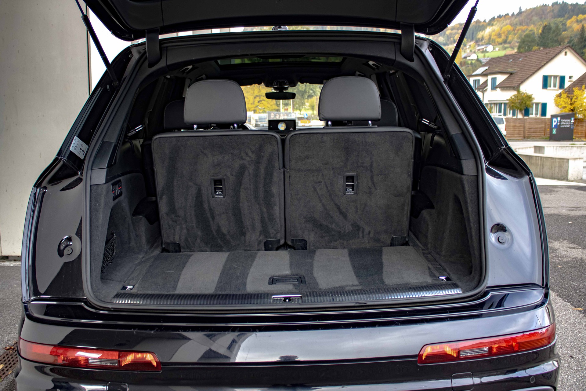 AUDI Q7 3.0 TDI S Line 7 Sitze quattro tiptronic-image-21