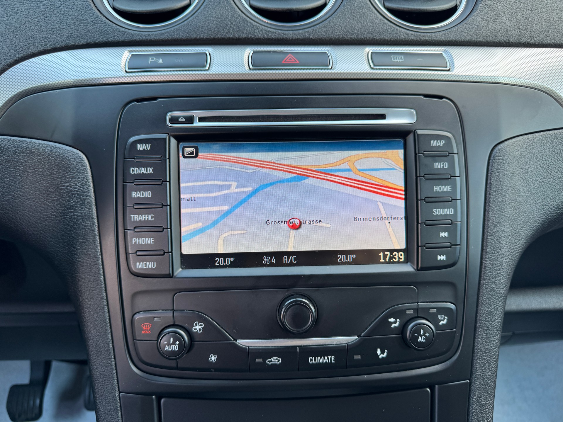 FORD S-Max 2.0 TDCi Titanium-image-9