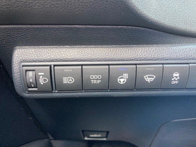 TOYOTA Corolla 1.8 HSD Trend e- CVT-image-12