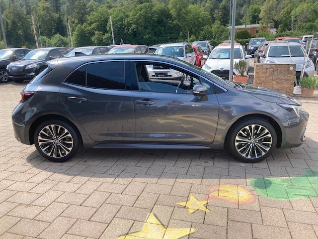 TOYOTA Corolla 1.8 HSD Trend e- CVT-image-3