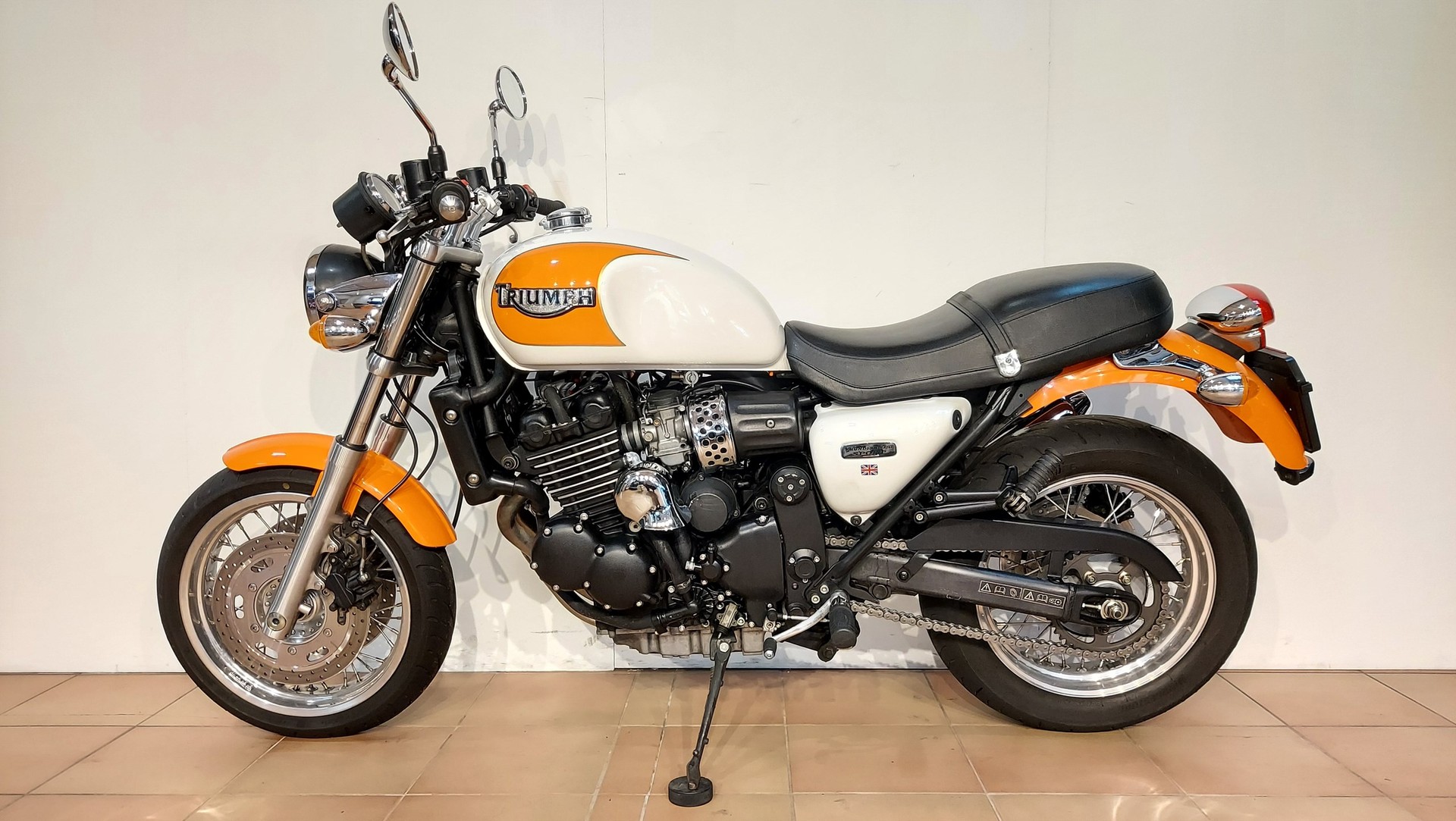 TRIUMPH Thunderbird 900 Sport-showroom-element-1