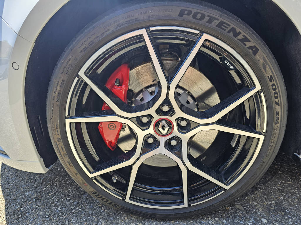 RENAULT Mégane Sport 1.8 T Trophy EDC-image-7