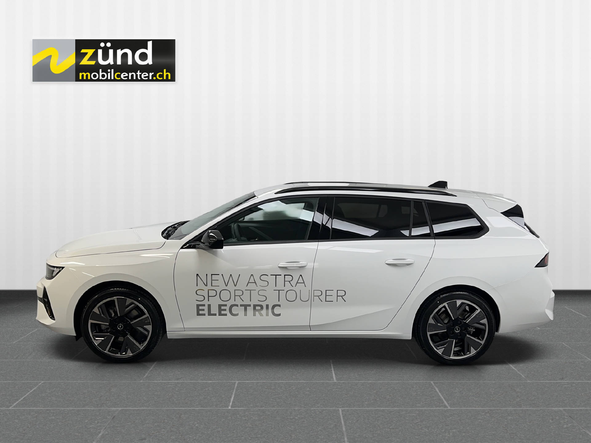 OPEL Astra Sports Tourer Swiss Plus Electric-image-1