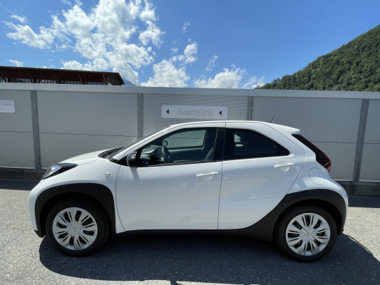 TOYOTA Aygo X 1.0 VVT-i Cmf Cmf-image-2
