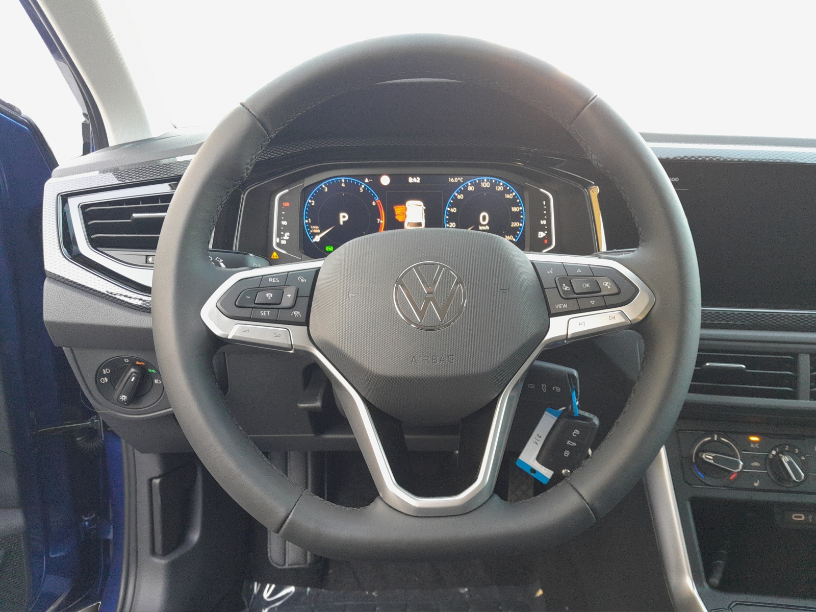 VW Polo 1.0 TSI Life DSG-image-9