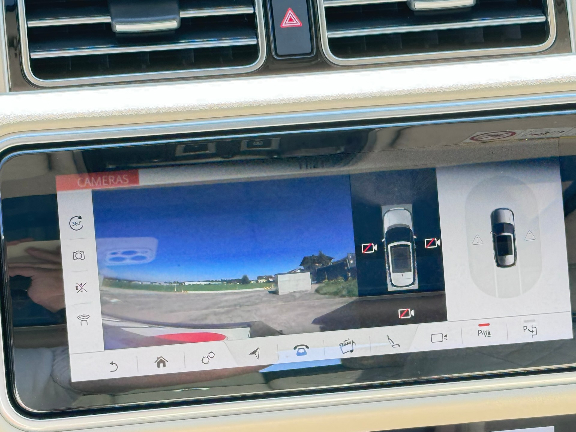 LAND ROVER Range Rover LWB 5.0 V8 S/C AB Automatic-image-16
