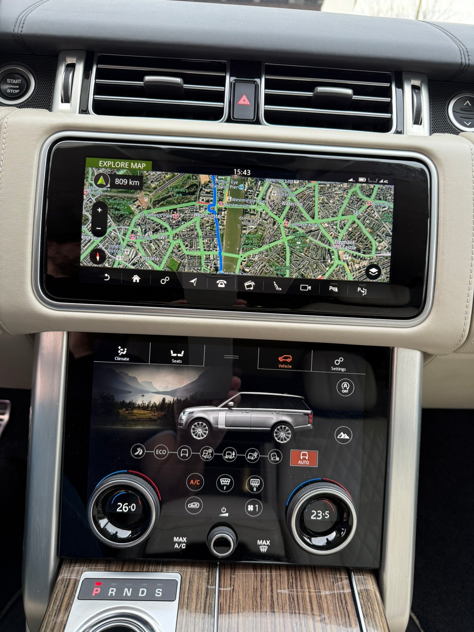 LAND ROVER Range Rover LWB 5.0 V8 S/C AB Automatic-image-15