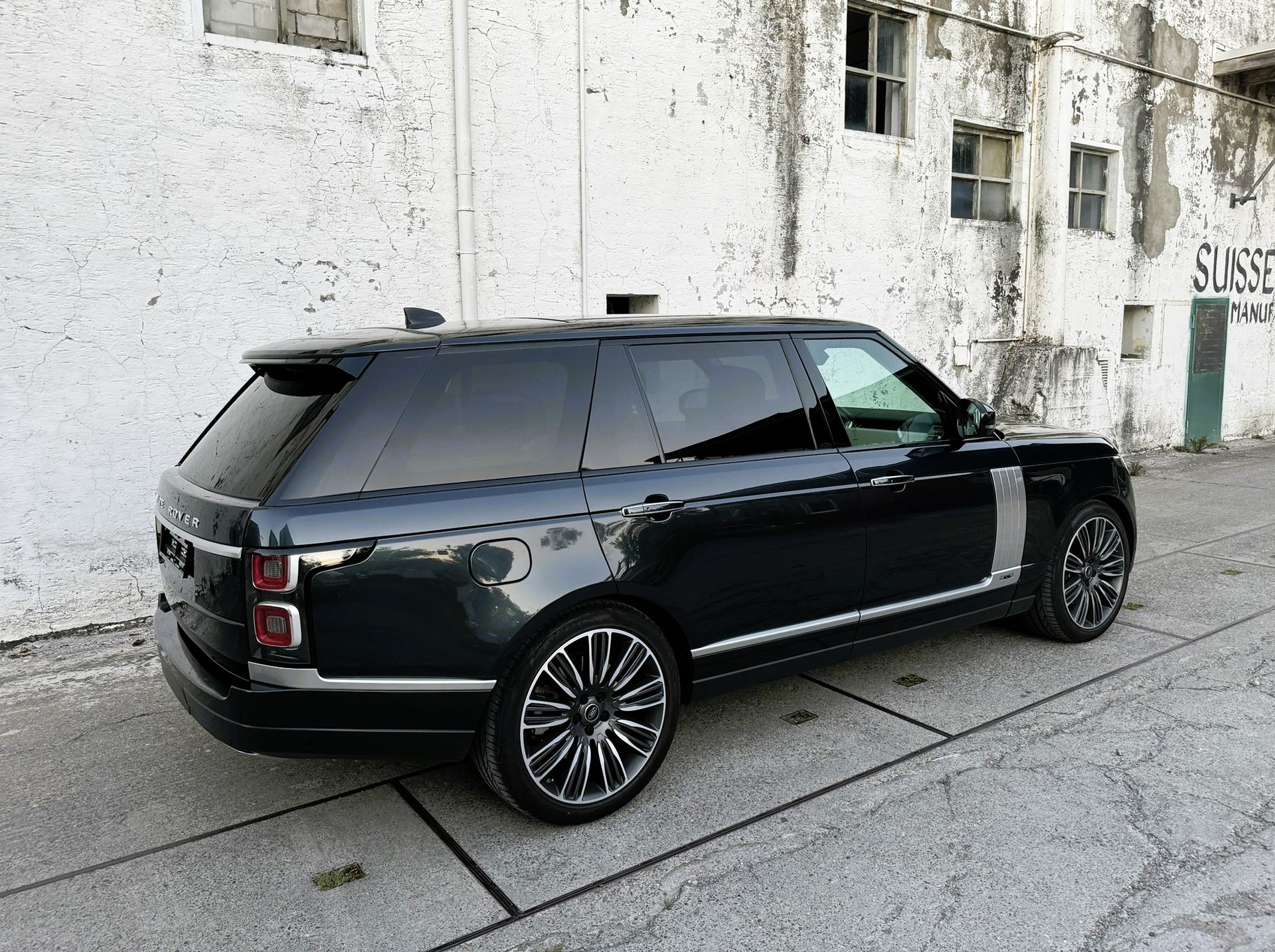 LAND ROVER Range Rover LWB 5.0 V8 S/C AB Automatic-image-6