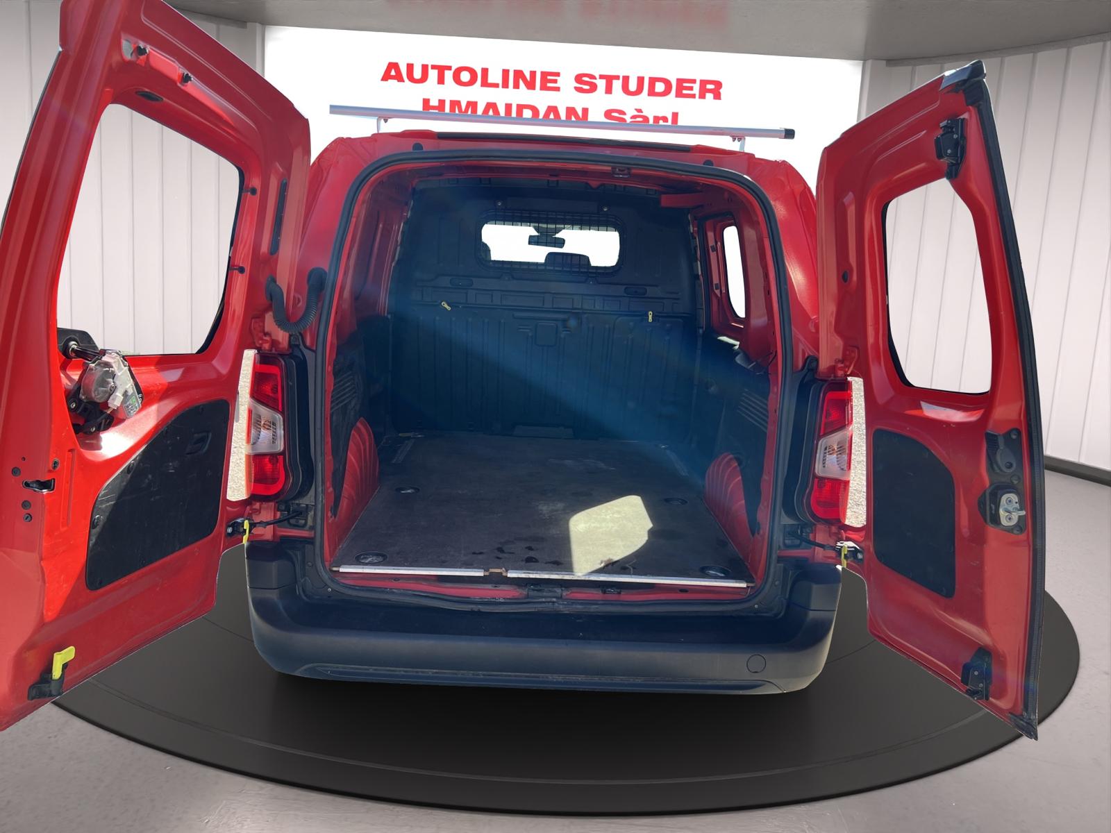 CITROEN Berlingo Van 1.2 Pure Tech 110 s/s Swiss Edition-image-9