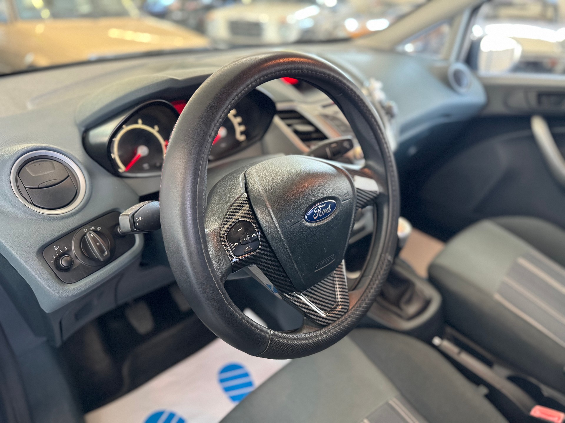 FORD Fiesta 1.25 16V Trend-image-13