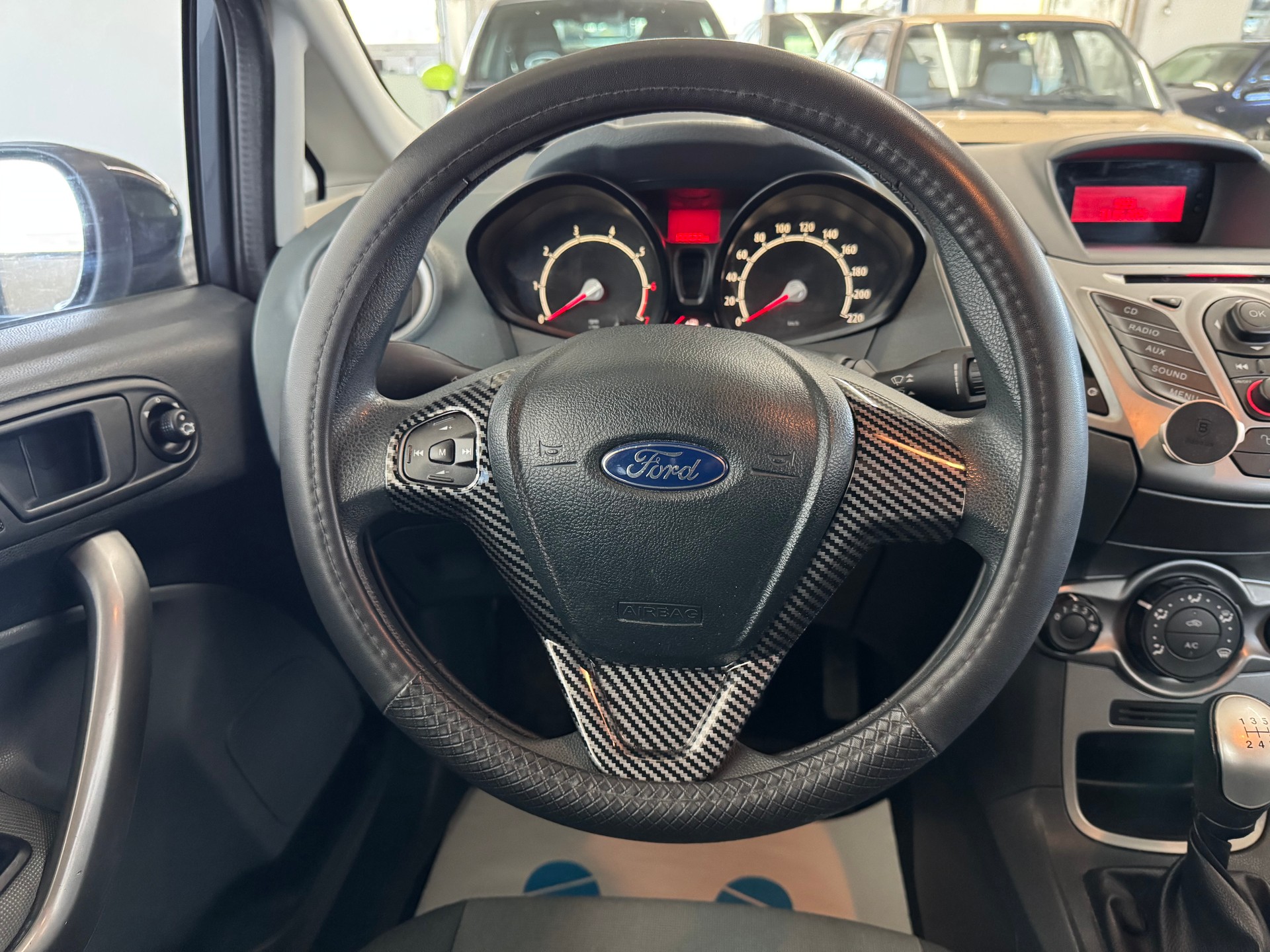 FORD Fiesta 1.25 16V Trend-image-18