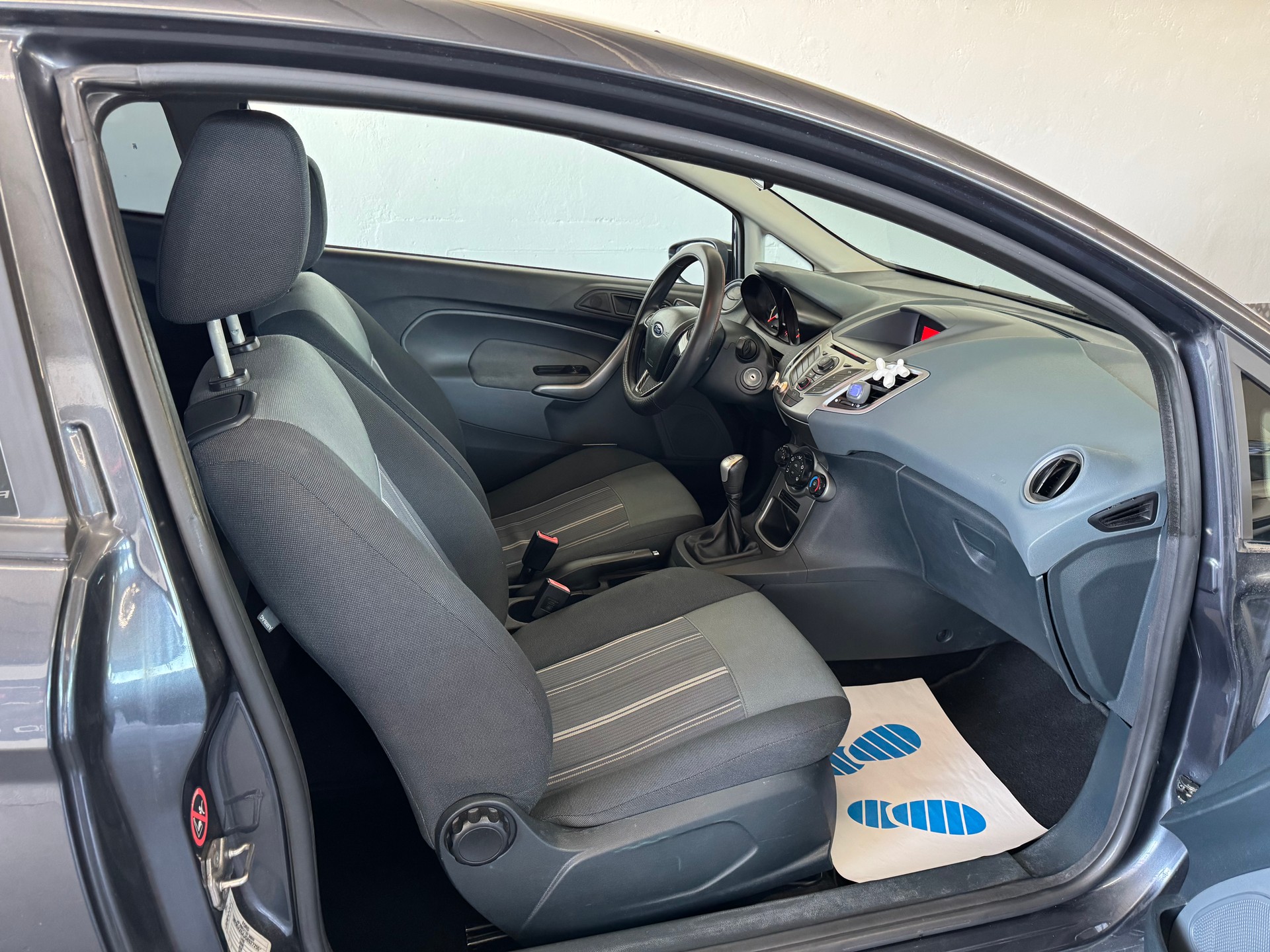 FORD Fiesta 1.25 16V Trend-image-19