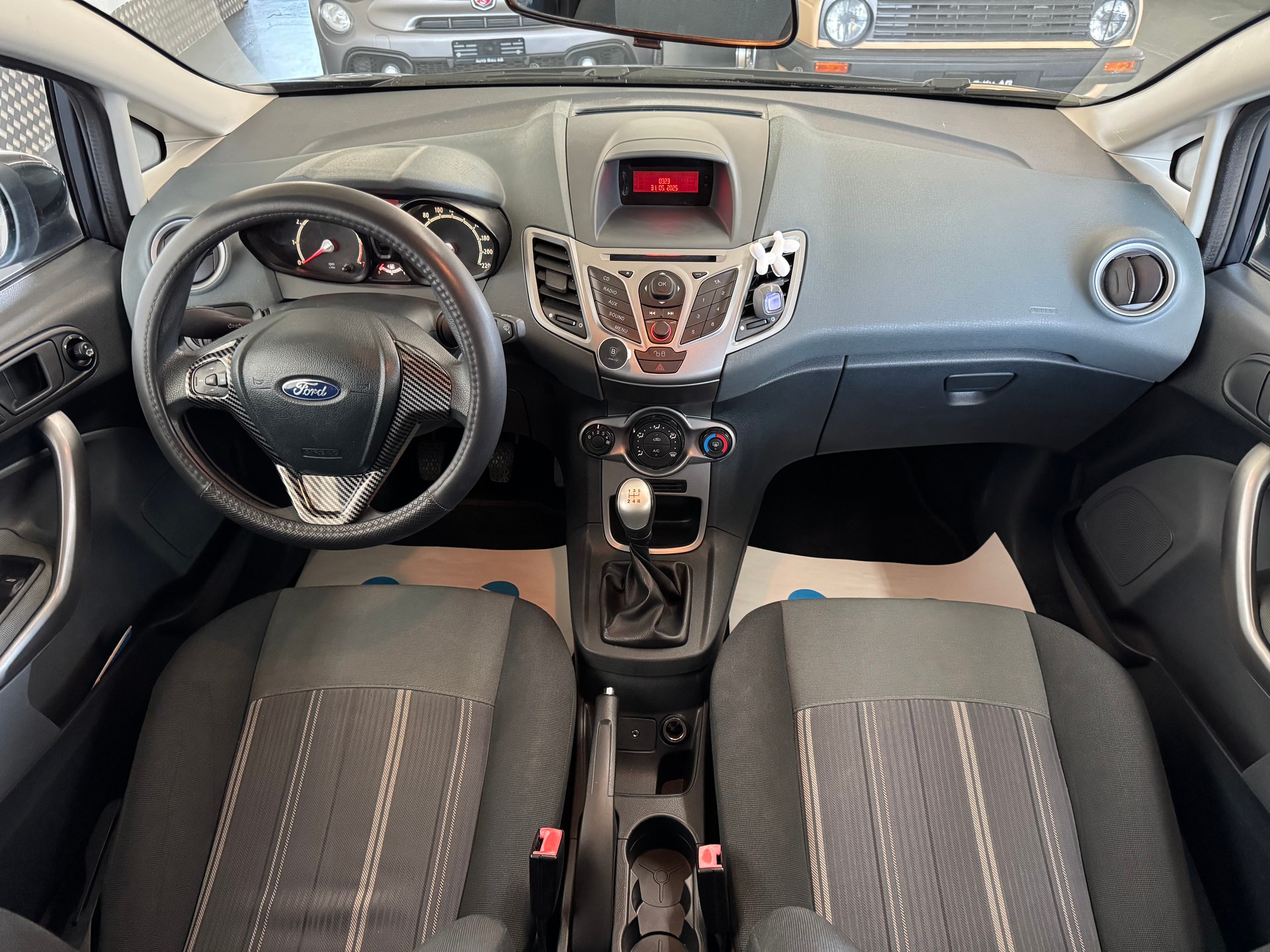 FORD Fiesta 1.25 16V Trend-image-16