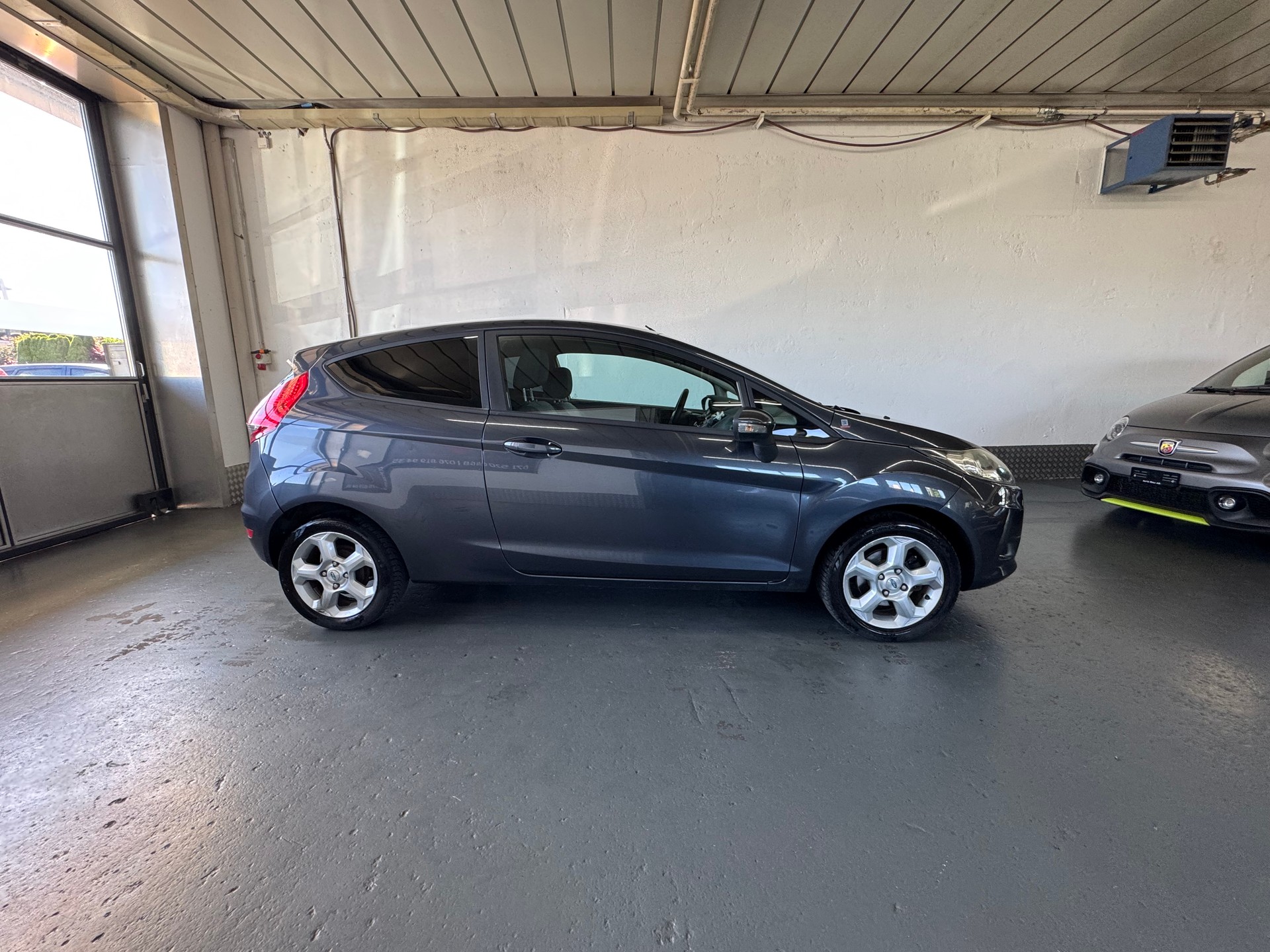 FORD Fiesta 1.25 16V Trend-image-8