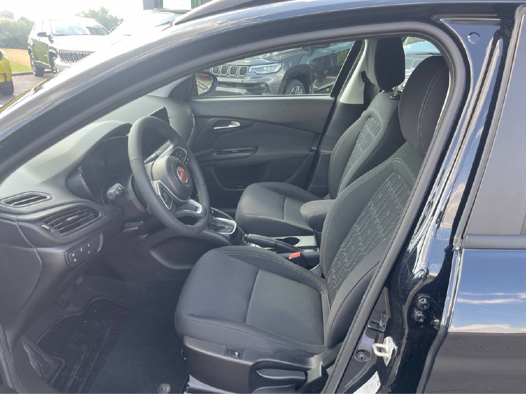 FIAT Tipo SW 1.5 Hybrid Swiss Cross-image-4
