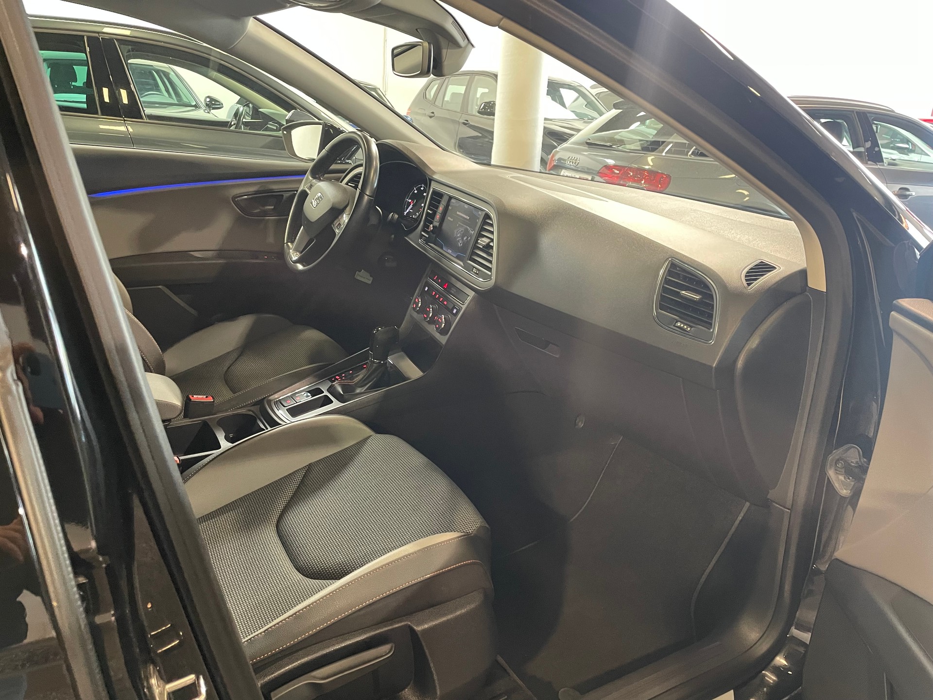 SEAT Leon ST 2.0 TDI CR X-Perience 4Drive DSG-image-11