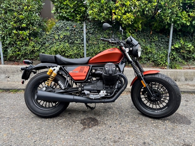 MOTO GUZZI V9 Bobber Sport-showroom-element-3