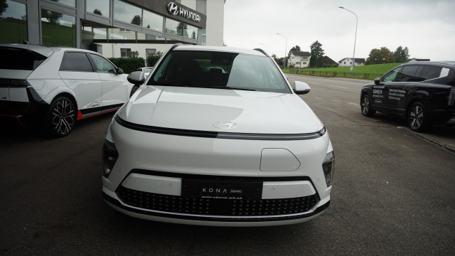 HYUNDAI Kona EV 65.4 kWh Origo-image-1