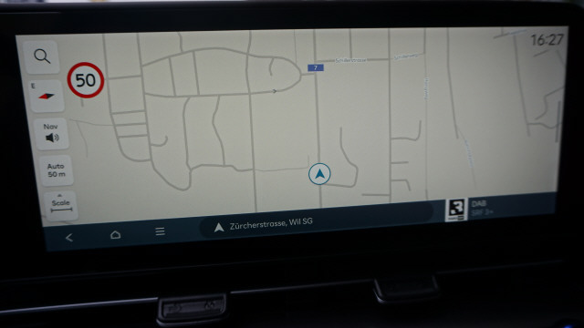 HYUNDAI Kona EV 65.4 kWh Origo-image-14