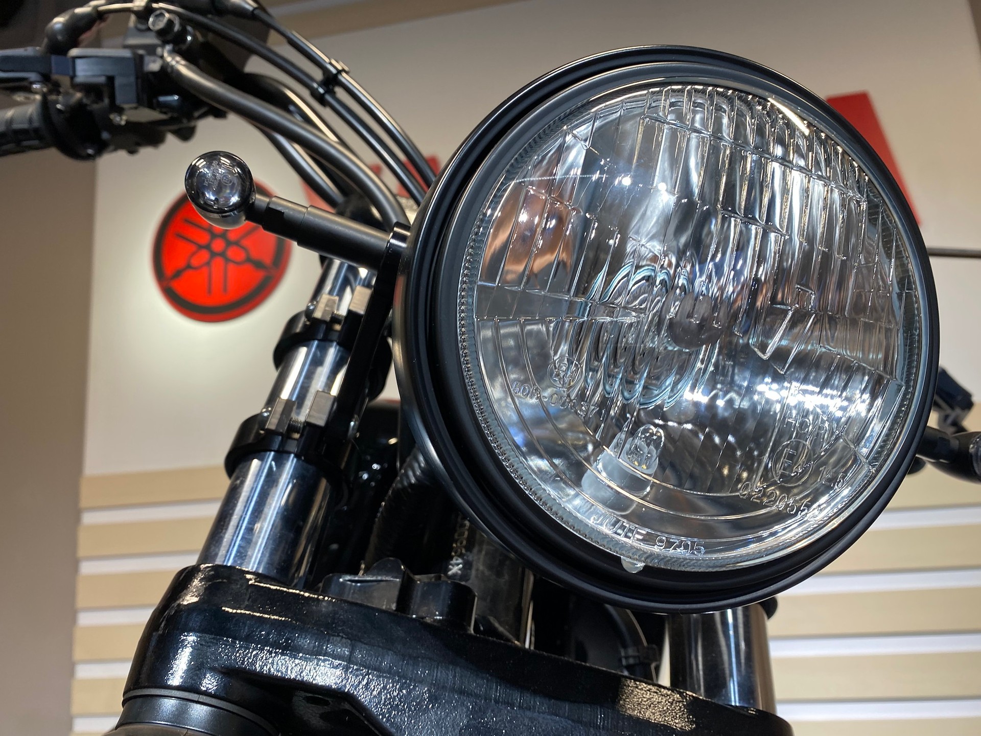 YAMAHA SCR 950 Mica Dori Edition-image-8
