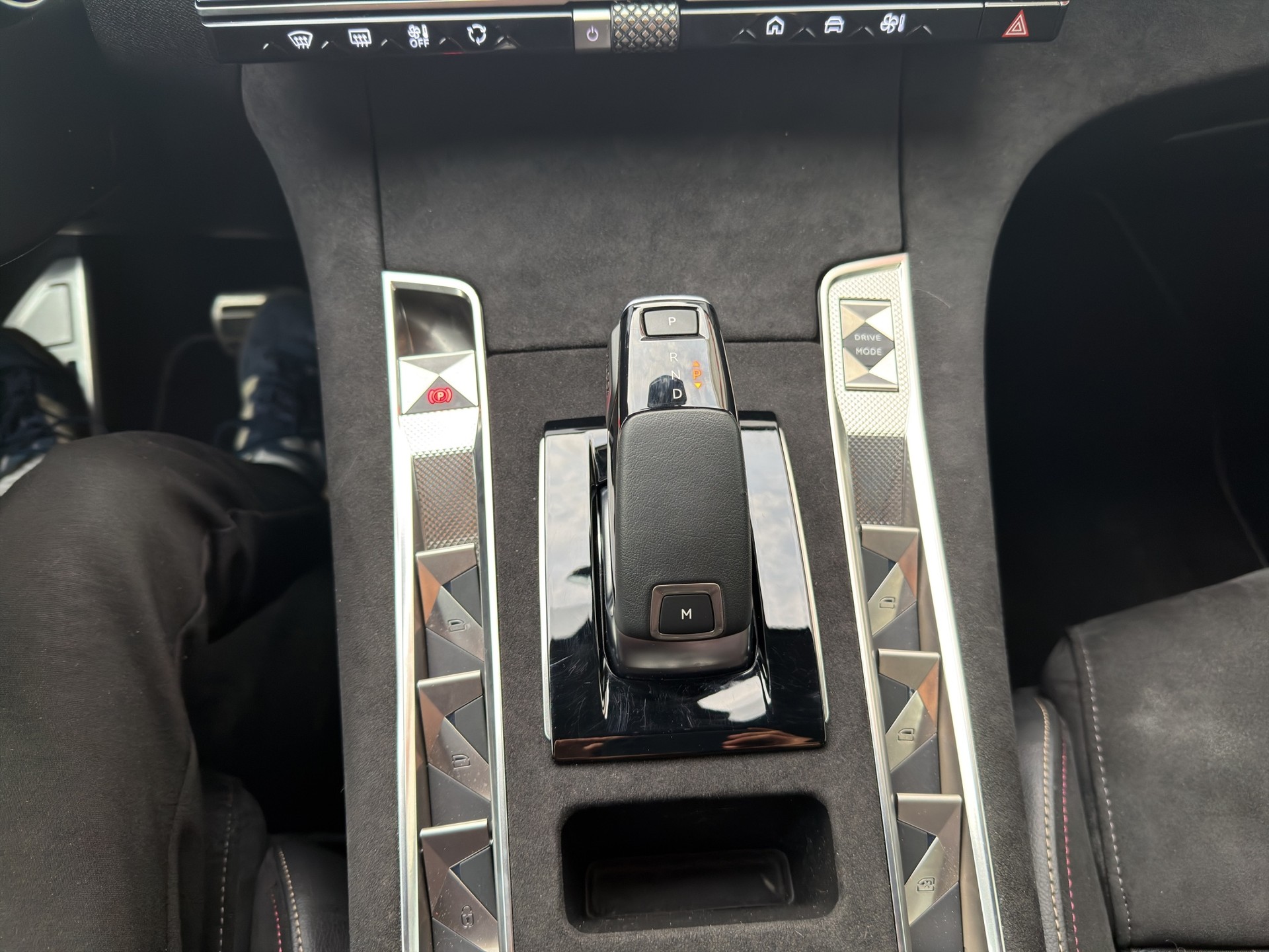 DS AUTOMOBILES DS7 1.5 BHDi Pallas EAT8-image-10