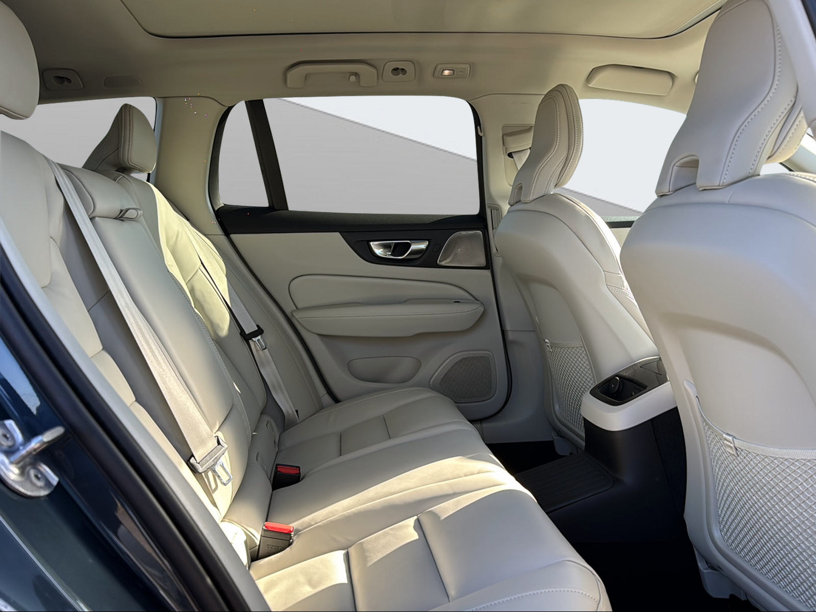 VOLVO V60 2.0 T6 TE Ultra Bright eAWD-image-10