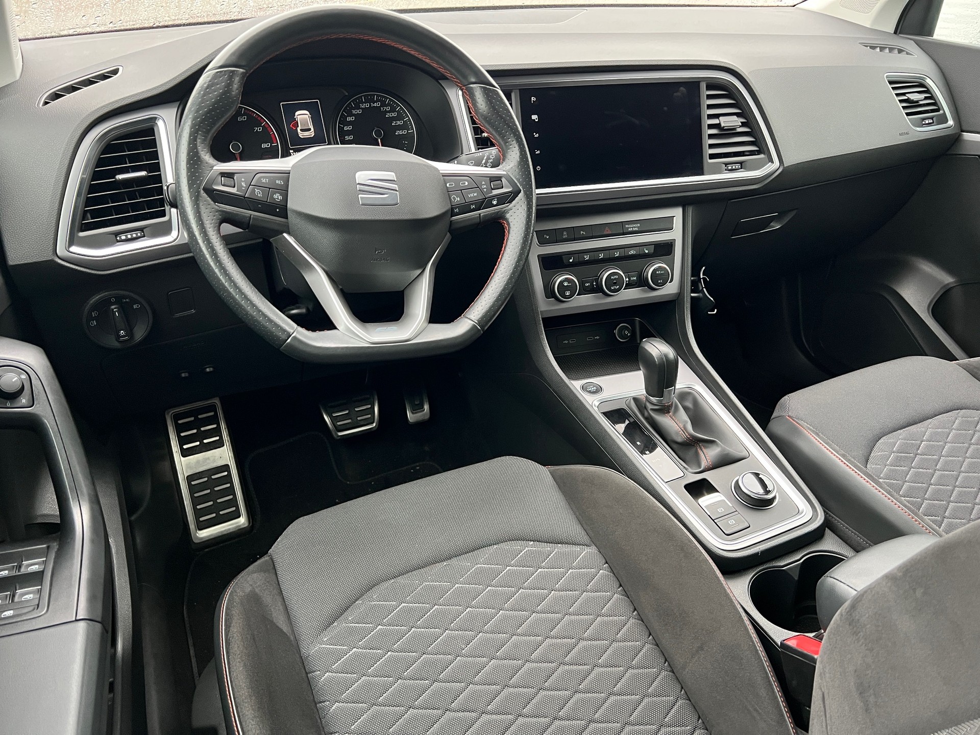 SEAT Ateca 2.0 TSI FR 4Drive DSG-image-11