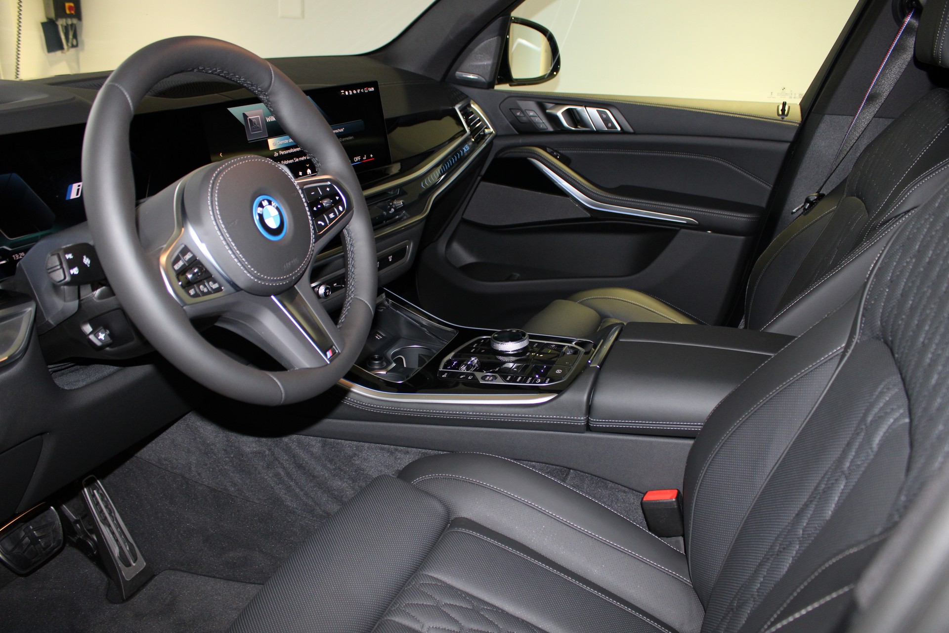 BMW X5 xDr 50e M Sport Pro-image-5