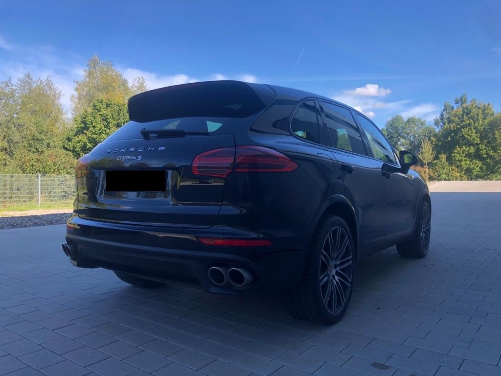 PORSCHE Cayenne S V8 Platinum Edition | Panorama | PASM | 21" Zoll Felgen-image-5